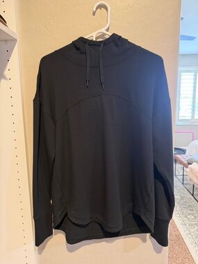 DSG Women’s Black Hoodie Pullover